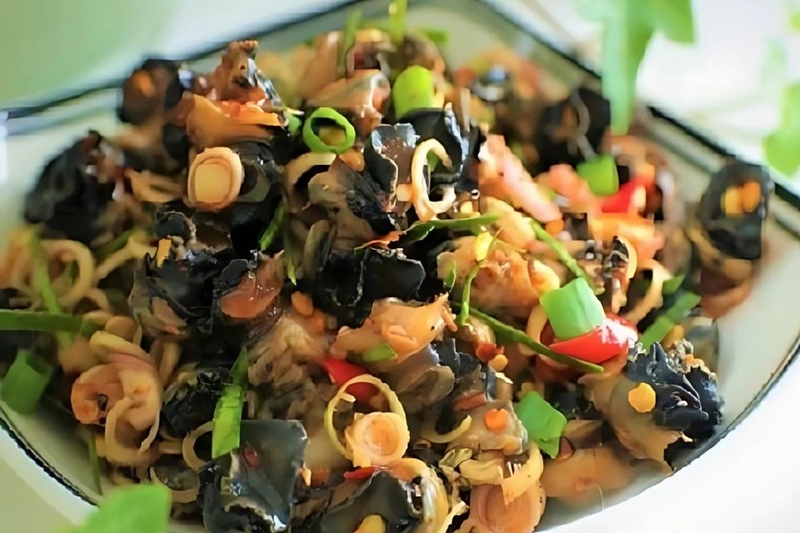 ốc xào lăn