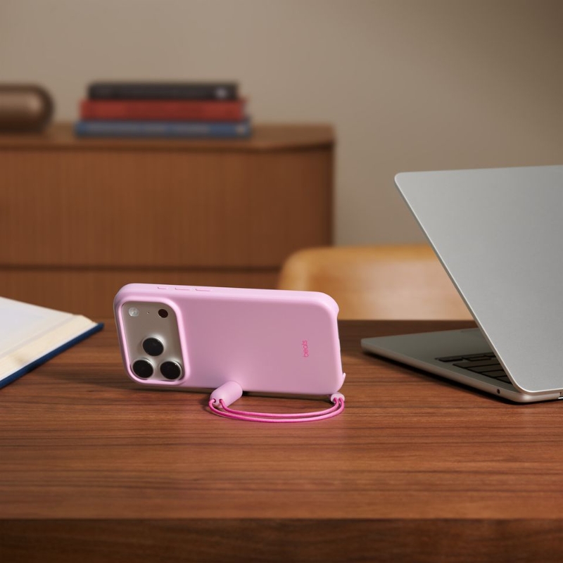 op-lung-beats-iphone-17-pro-kickstand-case-with-magsafe-and-camera-control-5.jpg