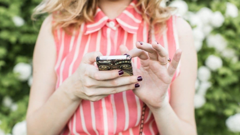 Ốp lưng điện thoại được xem như một phụ kiện thời trang