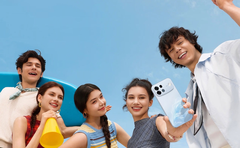 OPPO A7 Pro Max 5G sử dụng camera chính 50 MP có OIS, hỗ trợ ổn định hình ảnh khi chụp.