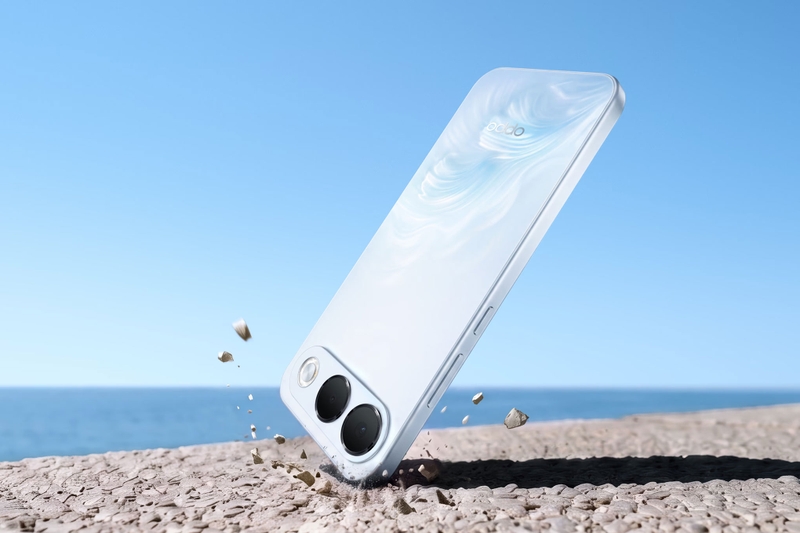 OPPO F35 5G được tăng cường khả năng chống va đập, phù hợp hơn với các tình huống sử dụng hằng ngày.