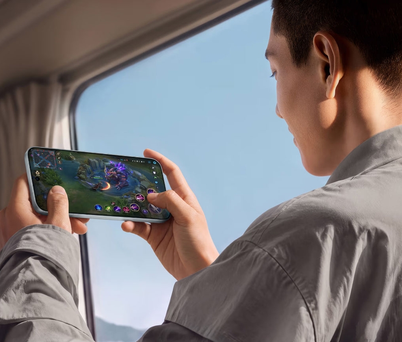Màn hình OPPO Find X10 có thể đạt 144 Hz trong một số trò chơi tương thích, giúp chuyển động hiển thị mượt hơn.