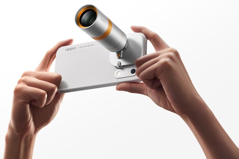 Ống kính tăng tiêu cự Hasselblad dành cho OPPO Find X10 Series mở rộng khả năng chụp các chủ thể ở xa.