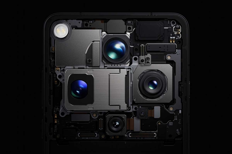 oppo-find-x9-ultra-gay-chu-y-voi-camera-kep-200-mp-205963-8.jpg