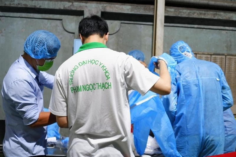 Điểm chuẩn Phạm Ngọc Thạch 2025 - 05