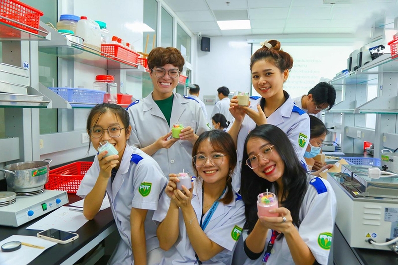 Điểm chuẩn Phạm Ngọc Thạch 2025 - 07