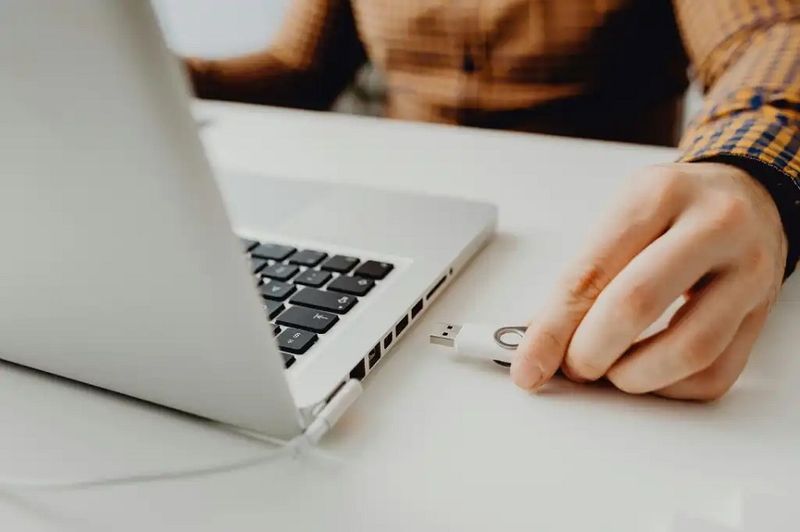 Phần mềm biến USB thành chìa khóa bảo mật máy tính là gì?