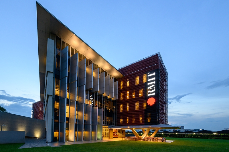 phân tích dữ liệu học trường nào - rmit.jpg