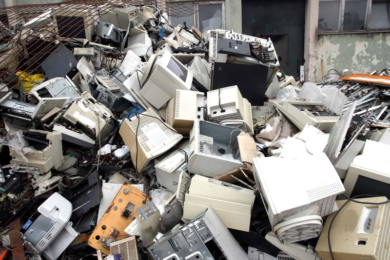 Phế liệu điện tử (E-waste)
