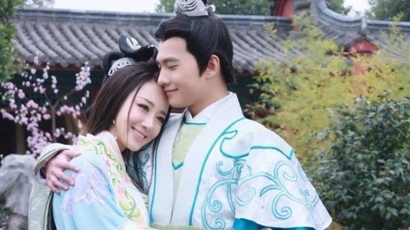 Tân Lạc Thần Truyền Kỳ
