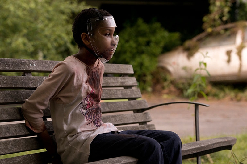 Phim zombie Mỹ: The Girl With All The Gifts - Vùng Xác Sống.