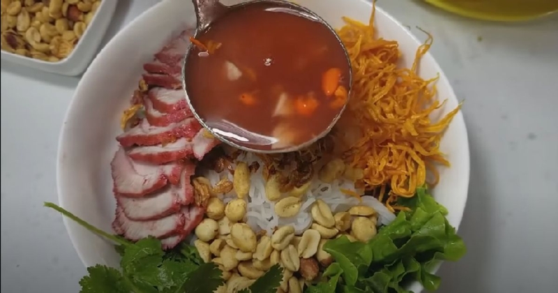 phở chua 8