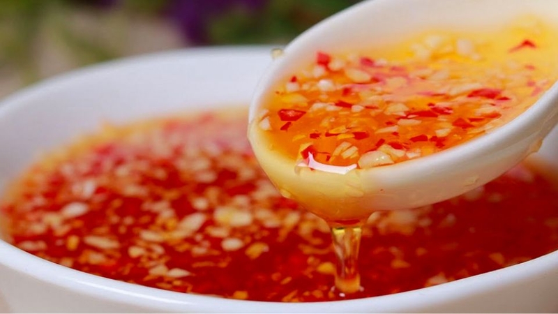 Bước 4: Pha nước chấm