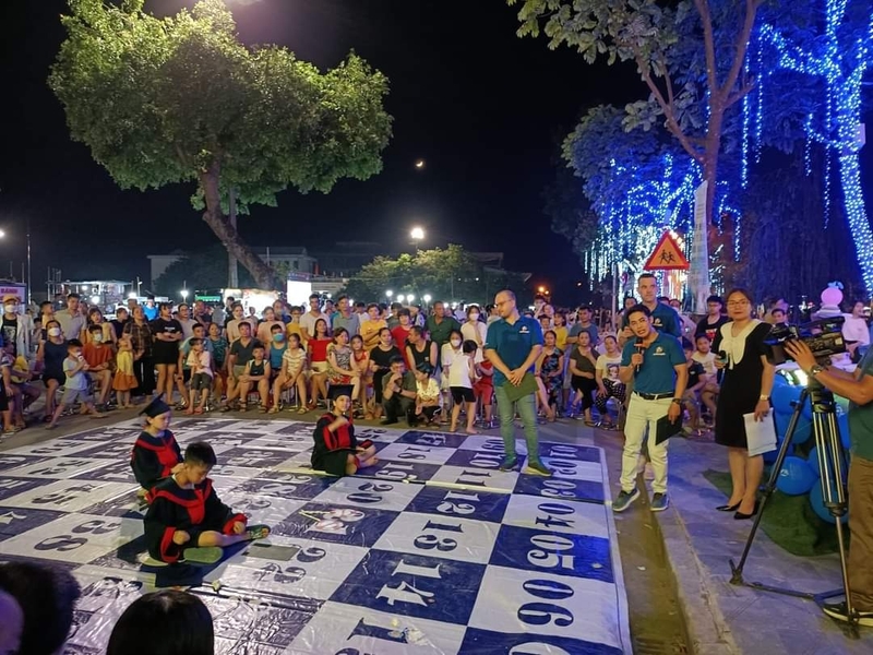 Phố đi bộ Hà Nội 4