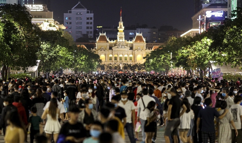 phố đi bộ nguyễn huệ 5
