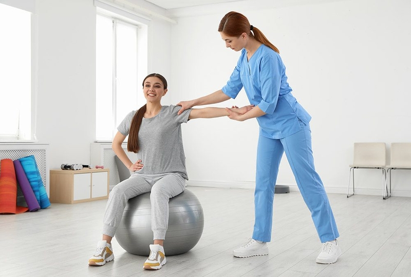 Physical Therapist là gì 5