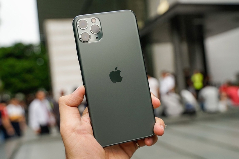 pin-iphone-11-pro-max-bao-nhieu-mah-8.jpg