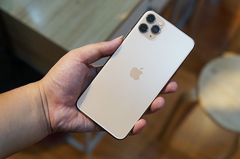 pin-iphone-11-pro-max-bao-nhieu-mah-9.jpg
