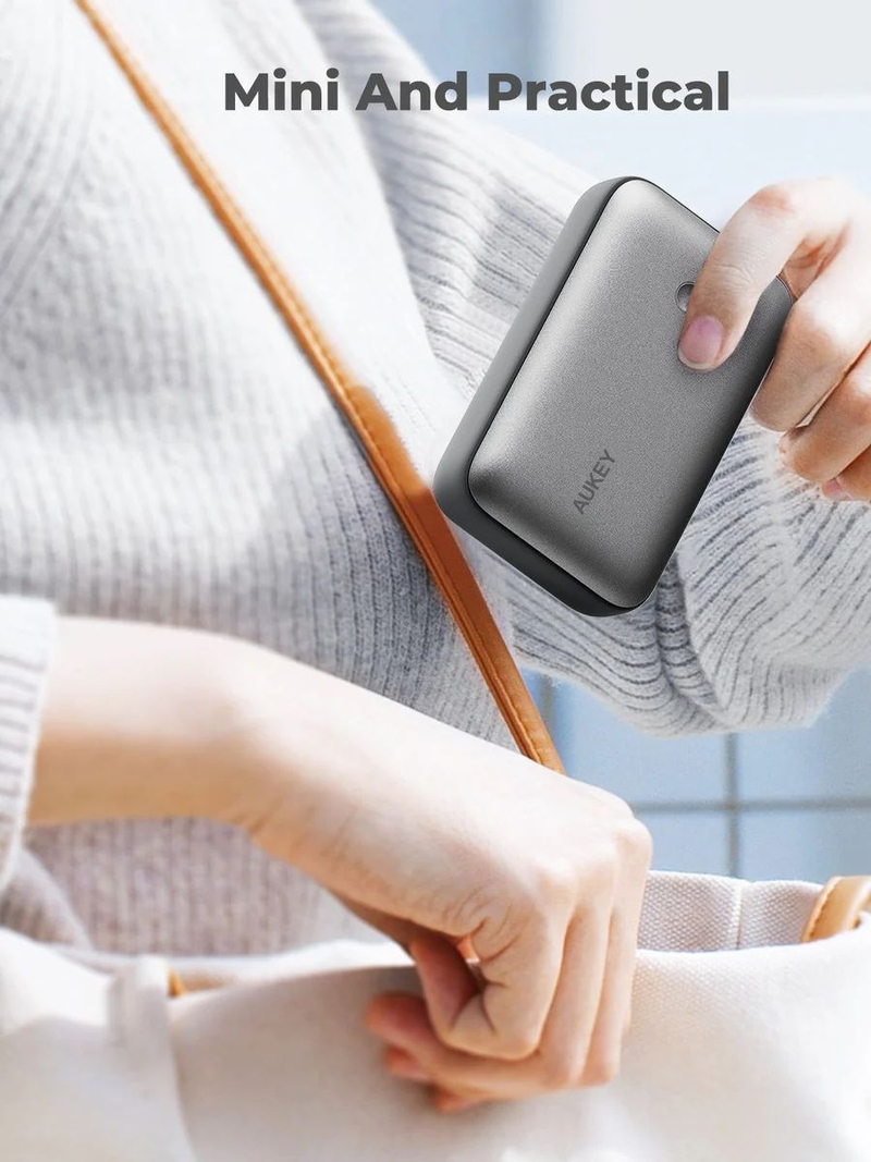 pin-sac-du-phong-20000mah-aukey-pb-y57-spark-mini-225w-2.jpg