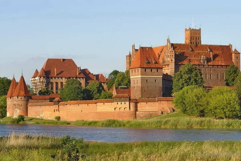 Poland là nước nào? 7