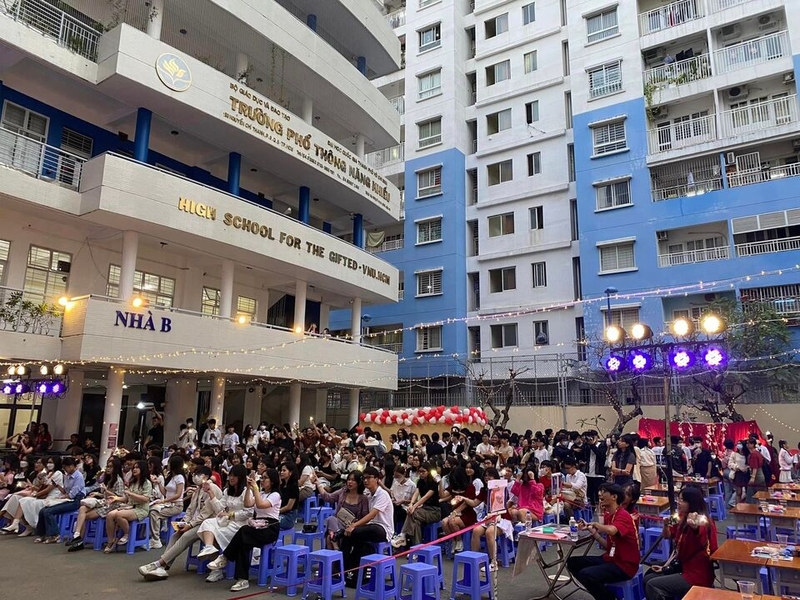Về điều chỉnh thời gian của quy trình nhập học 2025 - 2026