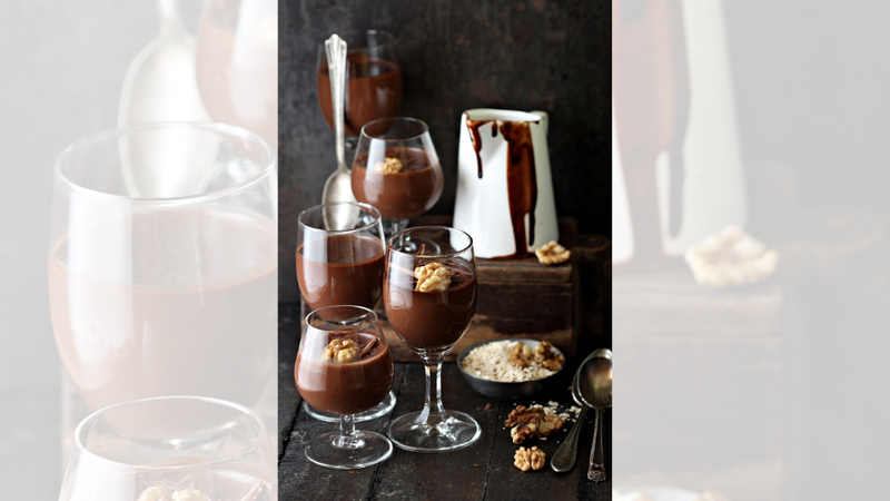 Pudding socola hạt óc chó là gì?
