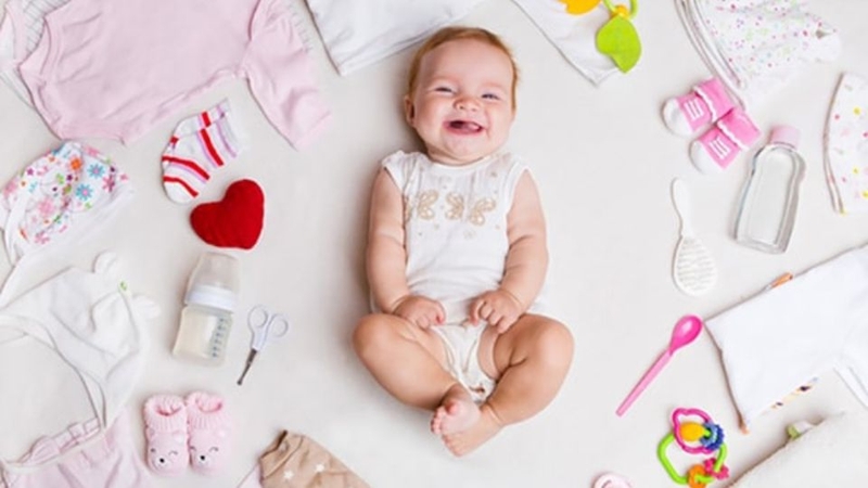 Gợi ý 15 món quà đầy tháng ý nghĩa và thiết thực