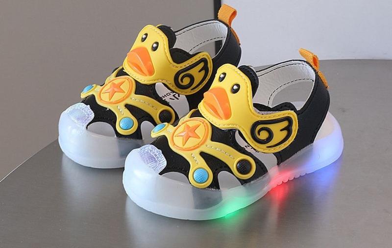 giay dep cho be trai 3 tuoi