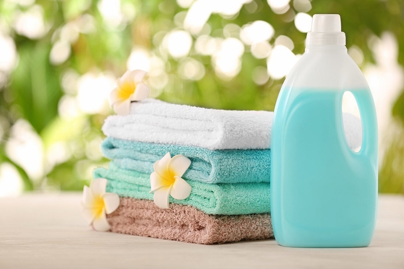 Xử lý quần áo bị phai màu với nước xả quần áo