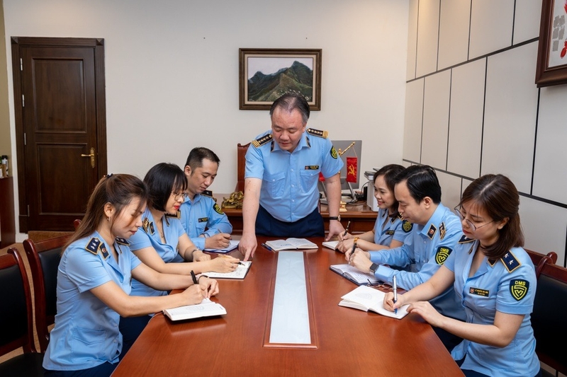 Quản lý thị trường là gì 6