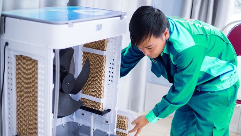 Vệ sinh quạt điều hòa định kỳ
