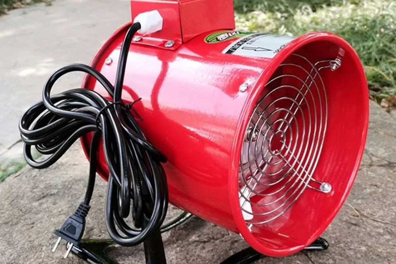 Quạt hút mùi công nghiệp - 01