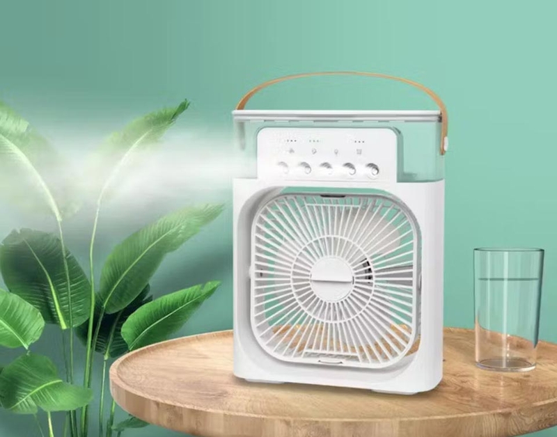 Quạt mini phun sương - 02