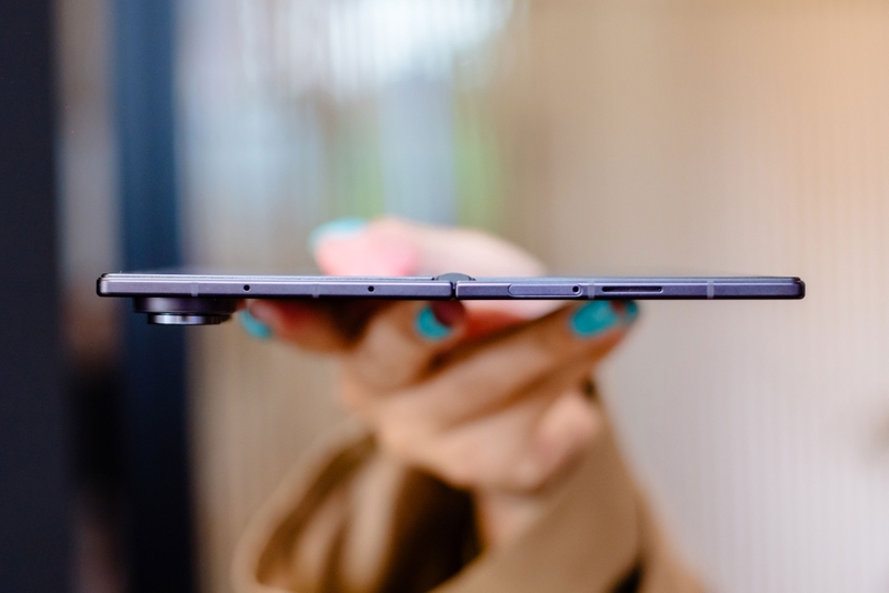 ra-mat-samsung-galaxy-z-fold-8-ultra-210187-6.jpg