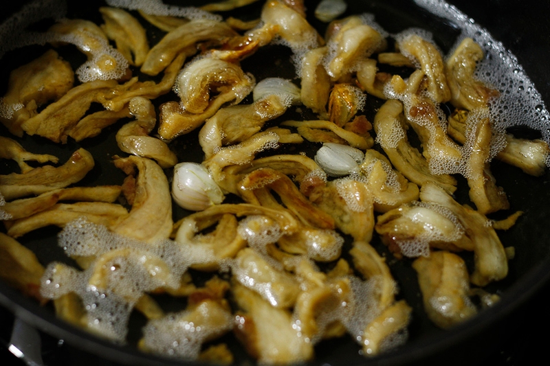 Cách rán mỡ nước trắng muốt - 09