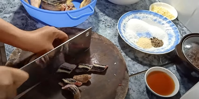 rắn xào sả ớt 4