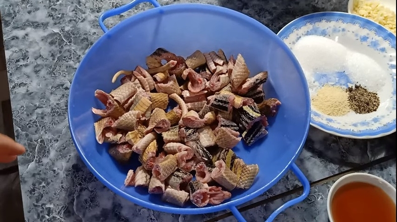 rắn xào sả ớt 5