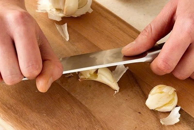 rau cải cúc xào tỏi ảnh 3
