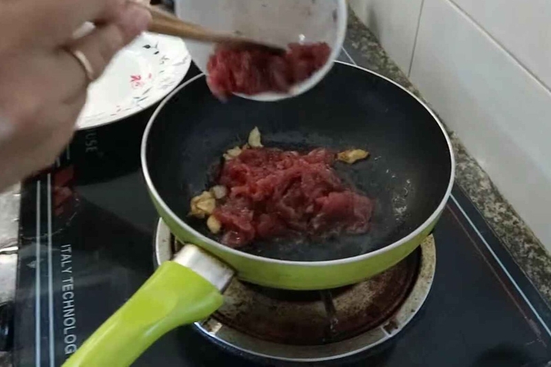 rau dớn xào thịt bò 8