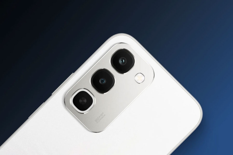 realme-16x-5g-ra-mat-211527-11.jpg