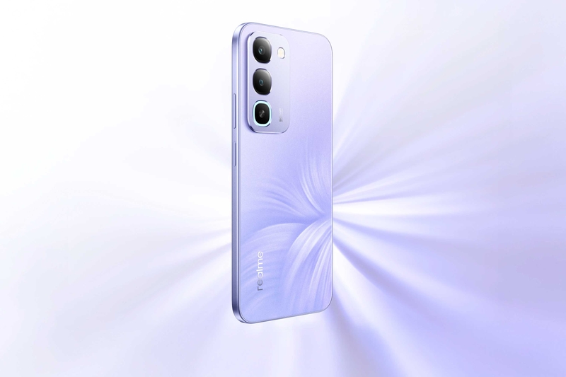 realme-c100-4g-ra-mat-205284-7.jpg