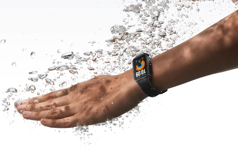 Xiaomi Smart Band 11 Active đạt chuẩn kháng nước 5 ATM, phù hợp với các hoạt động dưới nước.