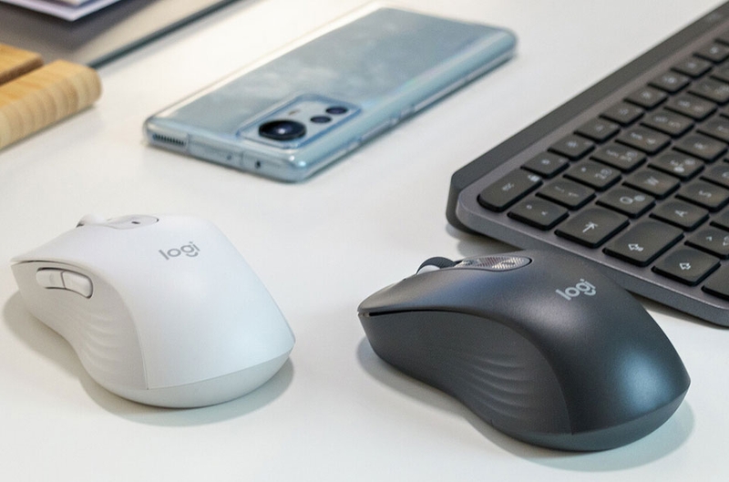 Review chuột Logitech Signature M650 - 02