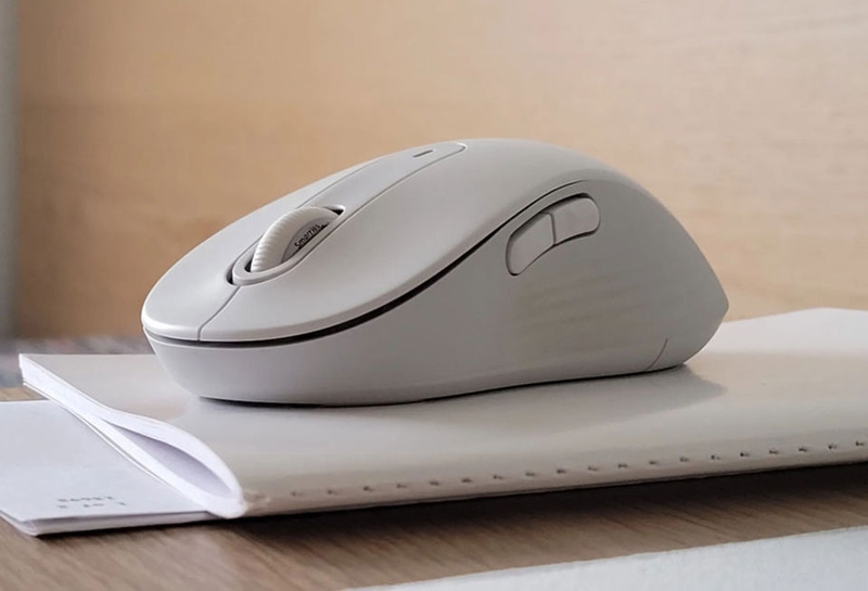 Review chuột Logitech Signature M650 - 07