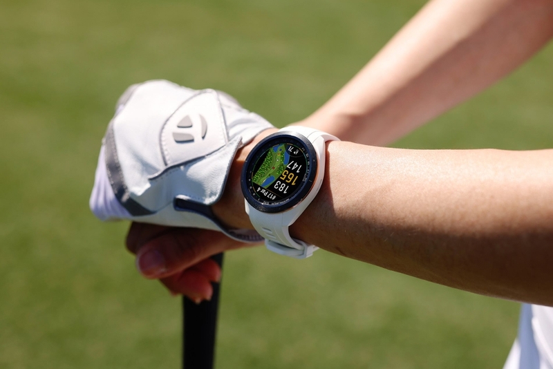 review Garmin Approach S70 2