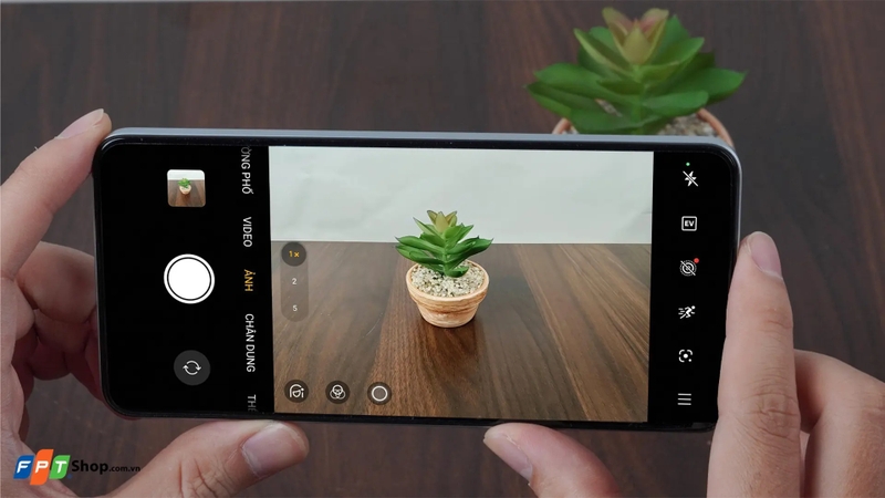 review realme 14 5g hình 5