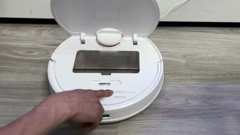 robot hút bụi lau nhà để lại vệt nước 5