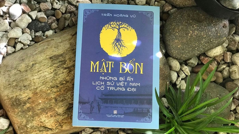 Mật Bổn - Những Bí Ẩn Lịch Sử Việt Nam Cổ Trung Đại (Nguyễn Khắc Thuần)