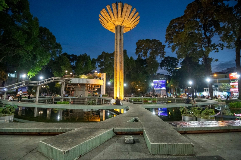 sài gòn đi đâu chơi về đêm 5