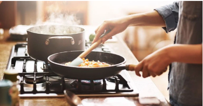 sai lầm cần tránh khi sử dụng chảo chống dính - hình 6